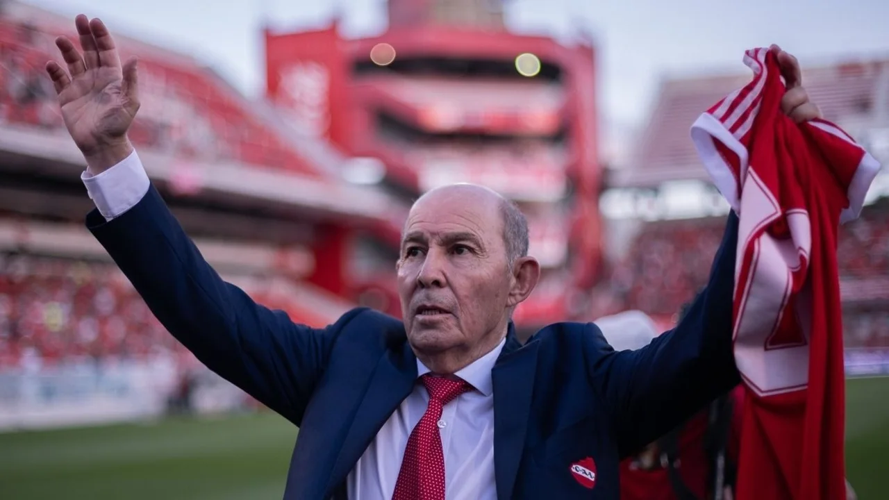 Ricardo Bochini, Independiente, deportes