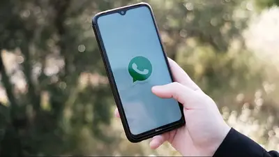 WhatsApp WhatsApp