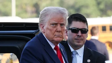 Trump dice que visitará Arabia Saudí, Qatar y Emiratos Árabes Unidos