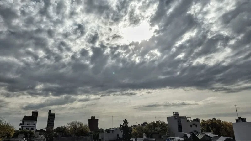 Cielo nublado.