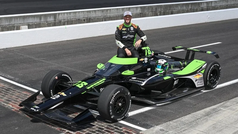 Agustín Canapino en IndyCar.