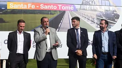 Pese al apoyo de Pullaro a Milei, Vialidad Nacional intimó a Santa Fe para frenar una obra clave: "No se para" Pese al apoyo de Pullaro a Milei, Vialidad Nacional intimó a Santa Fe para frenar una obra clave: "No se para"