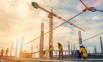 Con pérdidas de hasta 12% los salarios en la Construcción son los más afectados por Milei | Empleo