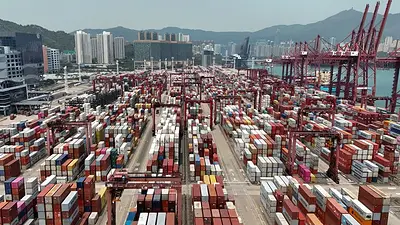 China toma represalias en guerra comercial global con amplios aranceles a productos de EEUU China toma represalias en guerra comercial global con amplios aranceles a productos de EEUU