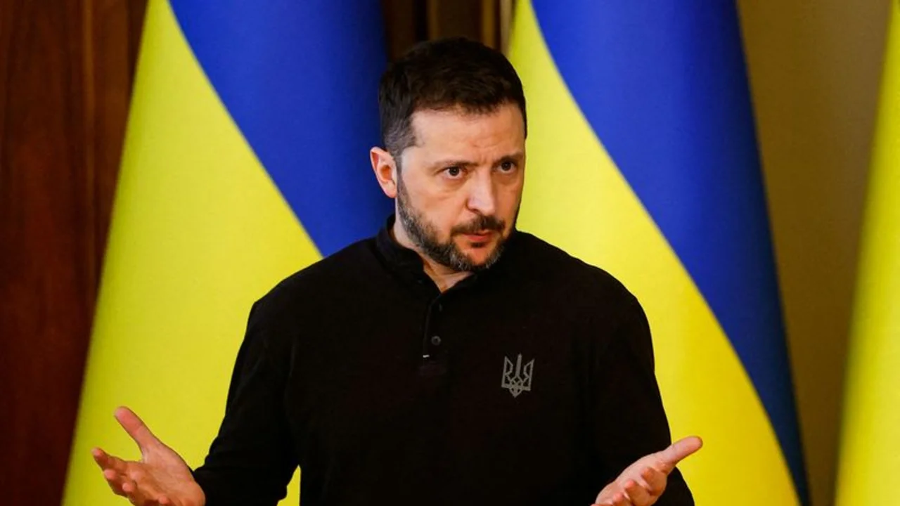 Zelenski afirma que detalles de contingente tropas extranjeras en Ucrania podrían estar listos en un mes