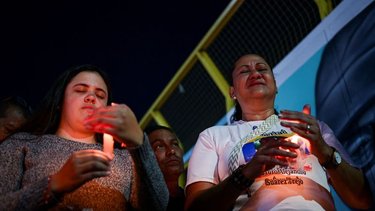 Familia de cantante venezolano encarcelado en El Salvador pide justicia