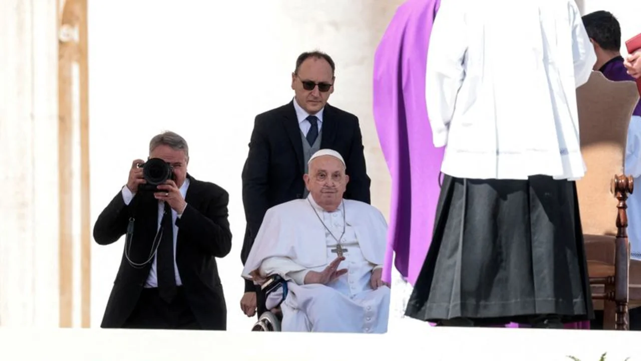 Hermetismo sobre la participación del Papa en la misa de Pascua 
