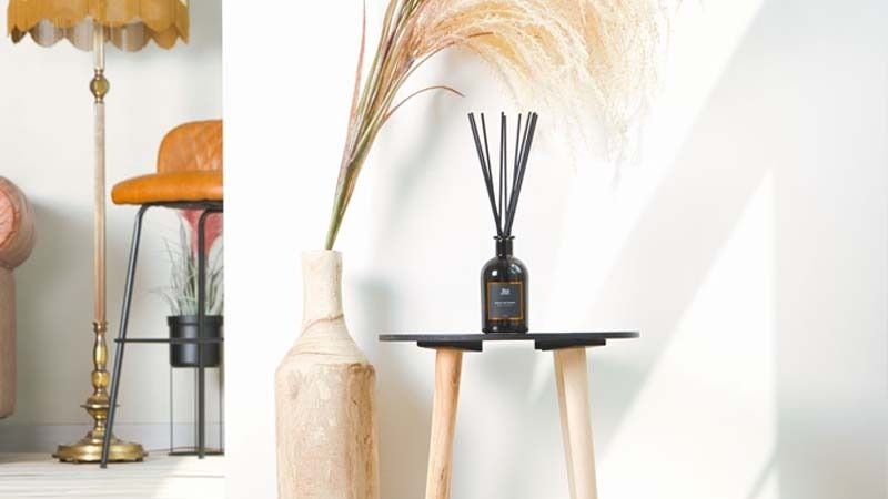 Cómo poner los difusores de ambiente para que el aroma dure mucho más tiempo. Dónde colocar los difusores de ambiente para que perfumen toda la casa.