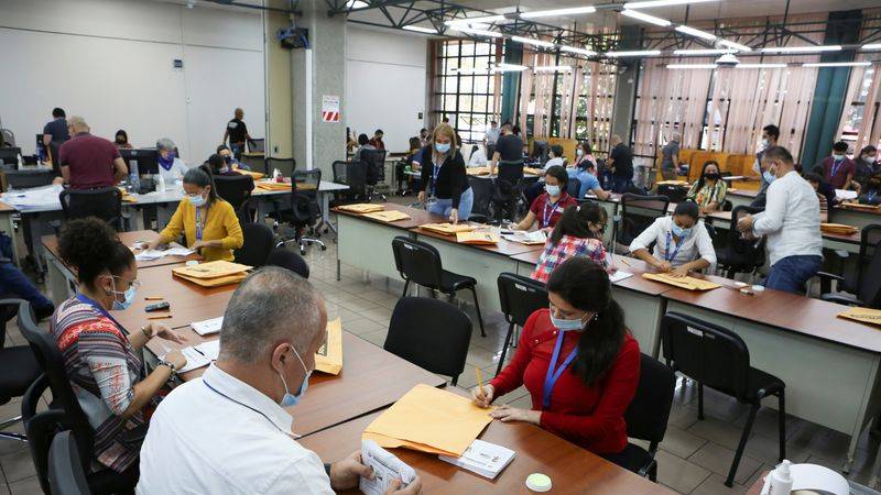 Principal partido opositor de Costa Rica elige candidato para competir contra movimiento de Chaves