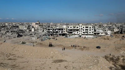 Un ataque israelí mata a 26 personas en una casa de la ciudad de Gaza, según médicos Un ataque israelí mata a 26 personas en una casa de la ciudad de Gaza, según médicos