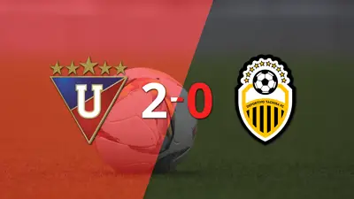 Alex Arce sentenció el triunfo de Liga de Quito ante Táchira con doblete Alex Arce sentenció el triunfo de Liga de Quito ante Táchira con doblete