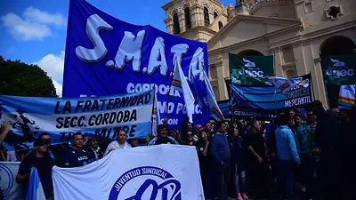 Sin paro de transporte, Córdoba no sintió fuerte el paro general de la CGT Sin paro de transporte, Córdoba no sintió fuerte el paro general de la CGT
