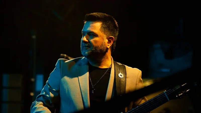 Jorge Rojas en un escenario