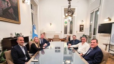 Diferencias PRO por Buenos Aires, nombres para la tercera y el rol de oposición