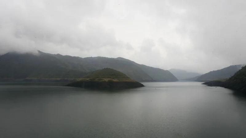 Capital de Colombia suspende cortes en suministro de agua por recuperación de embalses