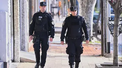 Policías Policías
