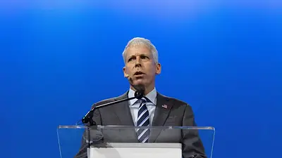 El secretario de Energía de EEUU dice que pueden detener las exportaciones de petróleo de Irán El secretario de Energía de EEUU dice que pueden detener las exportaciones de petróleo de Irán