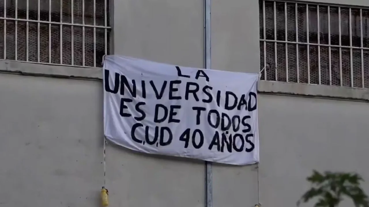 Bullrich restringe el pago a las y los internos que trabajen con una nueva medida