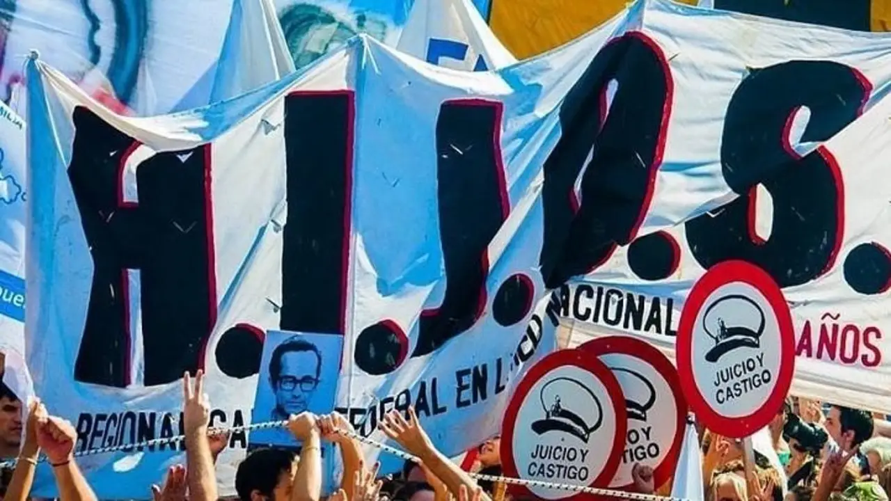 De los escraches a la memoria en tiempos de fascismo: 30 años de H.I.J.O.S