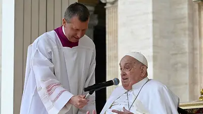 El papa Francisco reapareció en el Domingo de Ramos y pidió rezar por los más necesitados El papa Francisco reapareció en el Domingo de Ramos y pidió rezar por los más necesitados