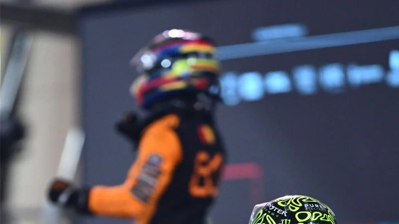 F1.