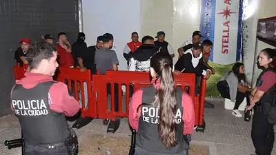Más de 70 trapitos fueron demorados en el partido entre River y Talleres Más de 70 trapitos fueron demorados en el partido entre River y Talleres