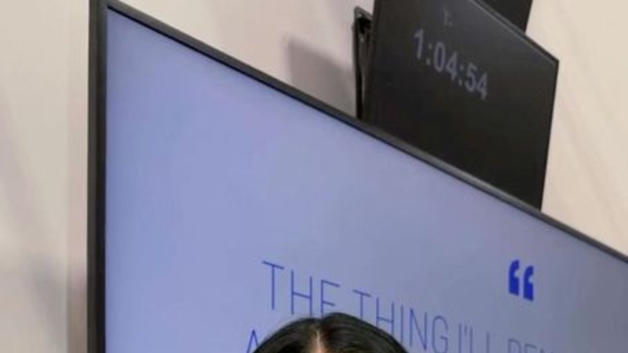 Katy Perry viaja al espacio con una tripulación totalmente femenina en un cohete de Blue Origin
