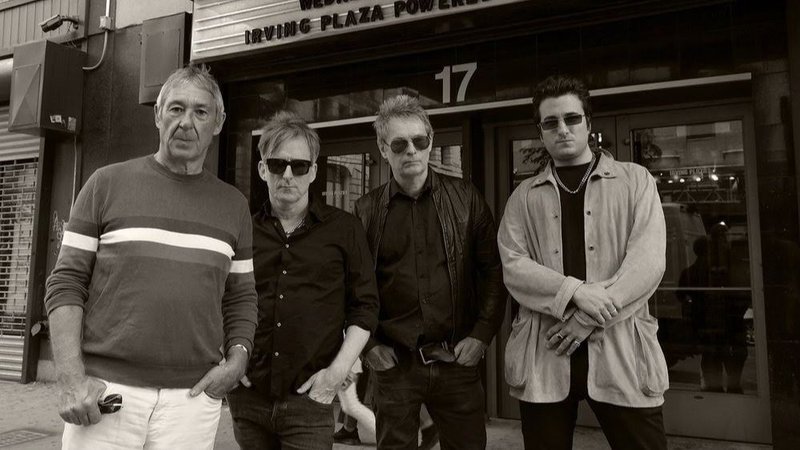 Buzzcocks.