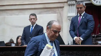 Guillermo Francos en el Senado. Guillermo Francos en el Senado.
