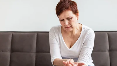Mujer con una enfermedad. Mujer con una enfermedad.