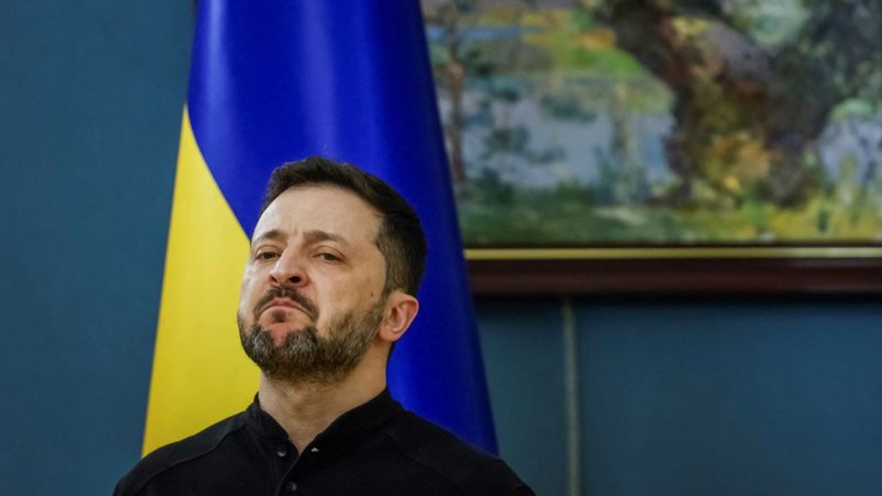 Zelenski dice que Ucrania tiene pruebas de que China suministra artillería a Rusia
