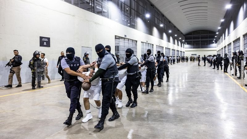 Tribunal apelaciones rechaza intento de Trump de acabar con estatus legal de migrantes venezolanos