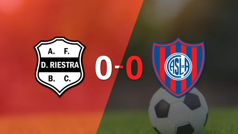 Dep. Riestra y San Lorenzo empataron sin goles