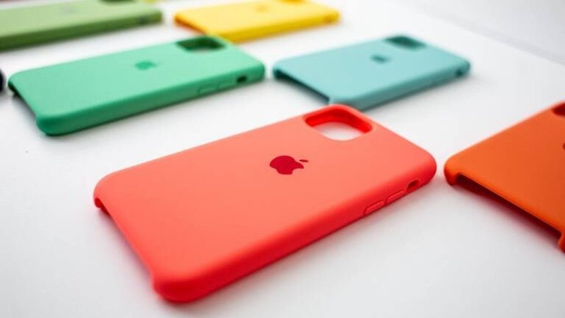 Cómo reemplazar las fundas de celulares. Por qué dejarán de utilizarse las fundas de celulares. Celulares sin funda son resistentes. 