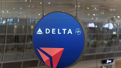 Un avión de Delta sufre el incendio de un motor en Orlando, obligando a su evacuación Un avión de Delta sufre el incendio de un motor en Orlando, obligando a su evacuación