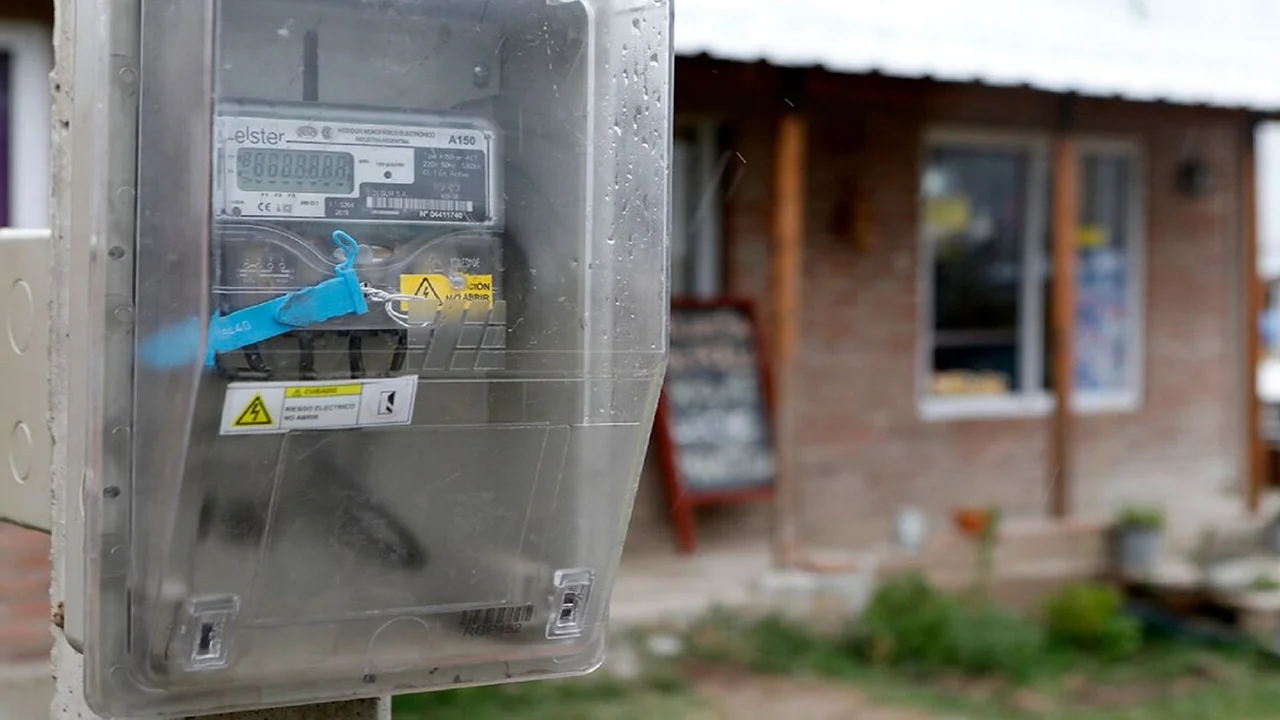 Tras el acuerdo con el FMI, la Defensoría del Pueblo de Formosa denuncia tarifazos en electricidad por la quita de subsidios