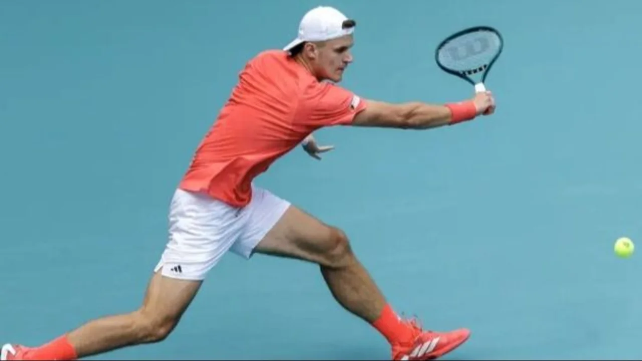 Impacto por lo que se supo de Jakub Mensik, el tenista sensación de la ATP