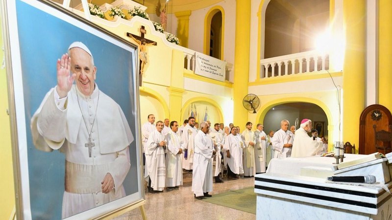 En una multitudinaria misa, fieles formoseños despidieron al Papa Francisco en la Iglesia Catedral