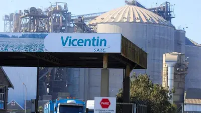 Crisis en Vicentin: la Justicia volvió a intervenir la empresa por 120 días y desplazó al directorio Crisis en Vicentin: la Justicia volvió a intervenir la empresa por 120 días y desplazó al directorio