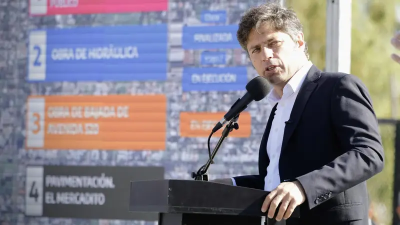 Con homenaje al Papa Francisco, Axel Kicillof inauguró la nueva bajada de la Autopista Buenos Aires - La Plata