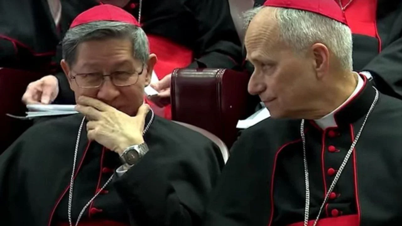 Comienza la sucesión de Francisco: empiezan a llegar los cardenales al Vaticano