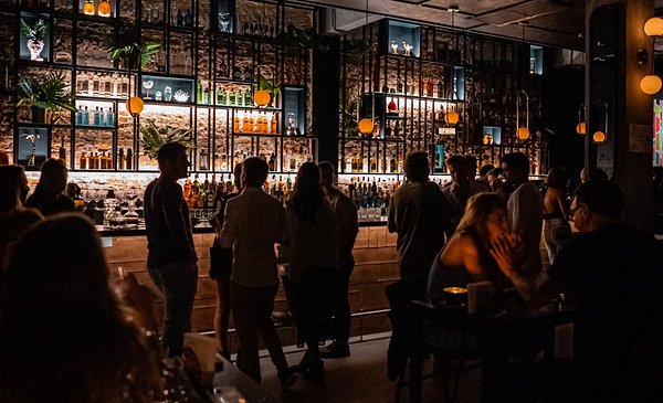 El bar elegido entre los mejores 50 del mundo que queda en un barrio de ...