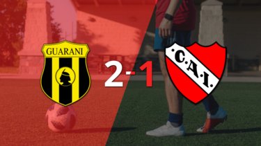 Con dos goles de Gustavo Vargas, Guaraní venció a Independiente