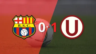 Universitario se quedó con la victoria 1-0 ante Barcelona en el estadio el Monumental