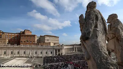 Del cine a la realidad: el Vaticano se prepara para el verdadero "Cónclave" Del cine a la realidad: el Vaticano se prepara para el verdadero "Cónclave"