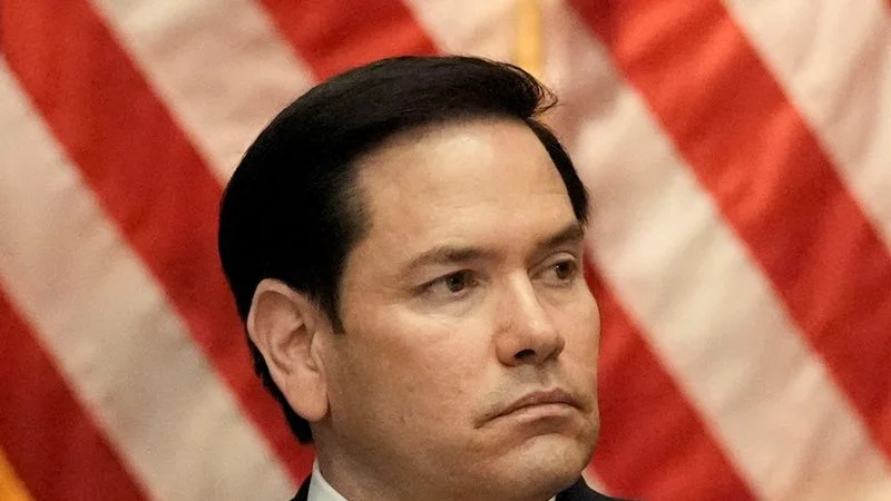 Irán no puede enriquecer uranio, solo podría importarlo para su programa civil: Rubio