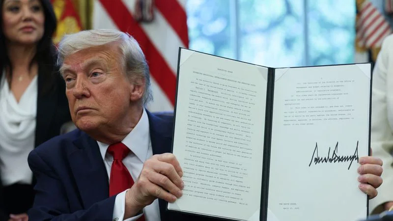 Trump dice que cree que tiene un acuerdo con Zelenski y Putin