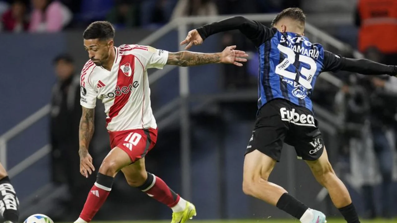 River Plate iguala en visita a Independiente del Valle en la Libertadores; Estudiantes gana