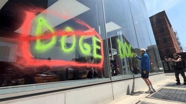 Los 100 días de DOGE en EEUU: mucho caos y poca eficiencia
