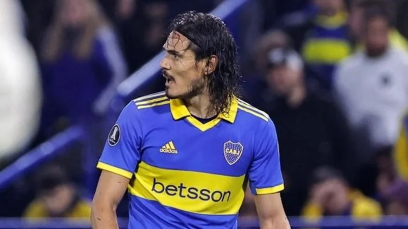 Hizo un gol histórico para Boca, dejó el fútbol y fulminó a Cavani: "Un poquito"